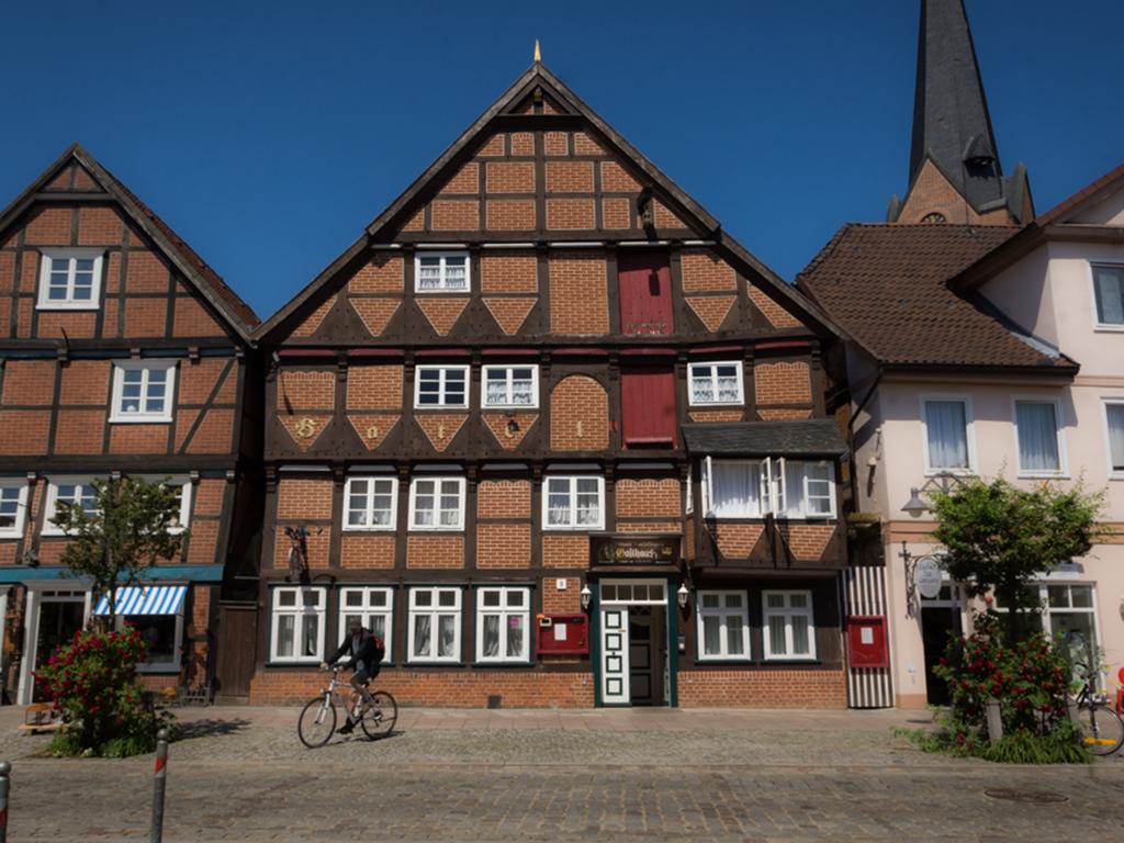 Hotel Gundelfinger Alter Markt Даненберг Екстериор снимка