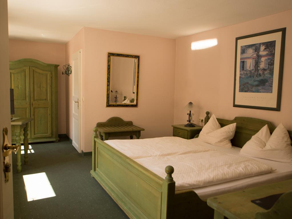 Hotel Gundelfinger Alter Markt Даненберг Екстериор снимка