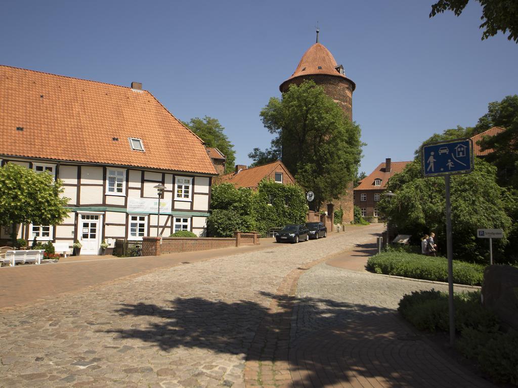 Hotel Gundelfinger Alter Markt Даненберг Екстериор снимка