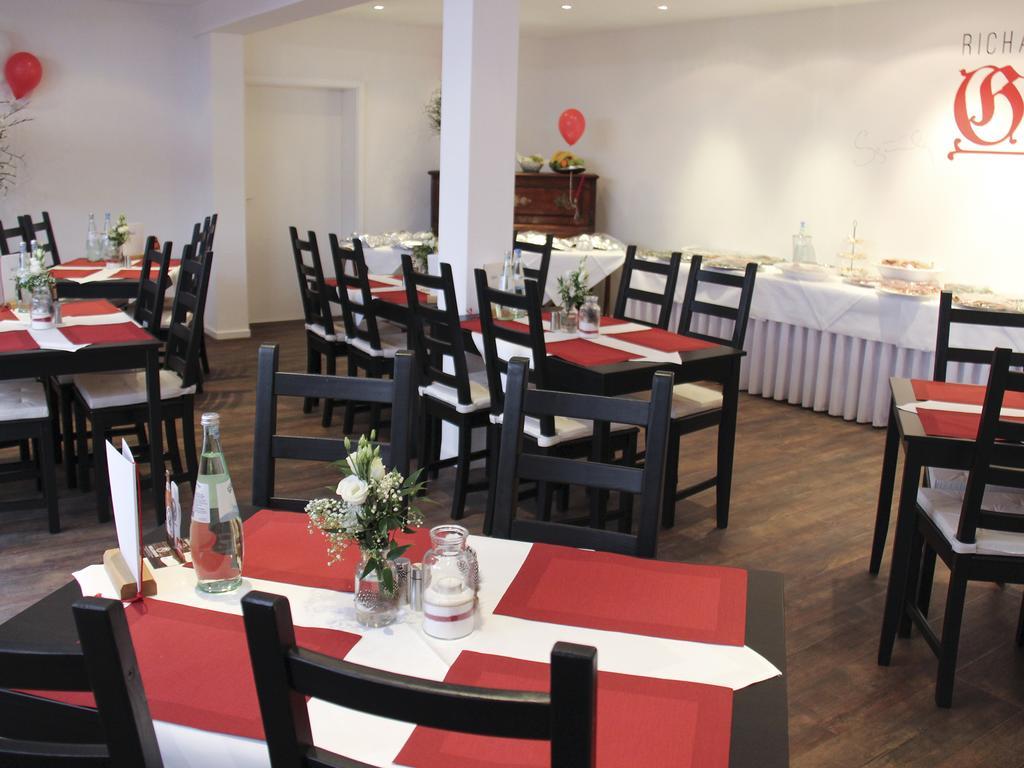 Hotel Gundelfinger Alter Markt Даненберг Екстериор снимка